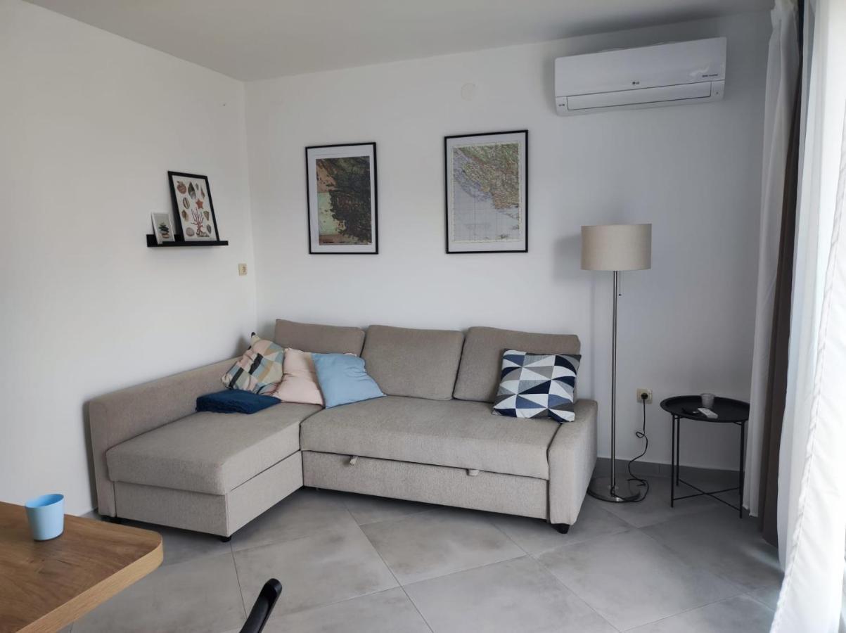 Apartmani Rak Ražanj Exterior foto